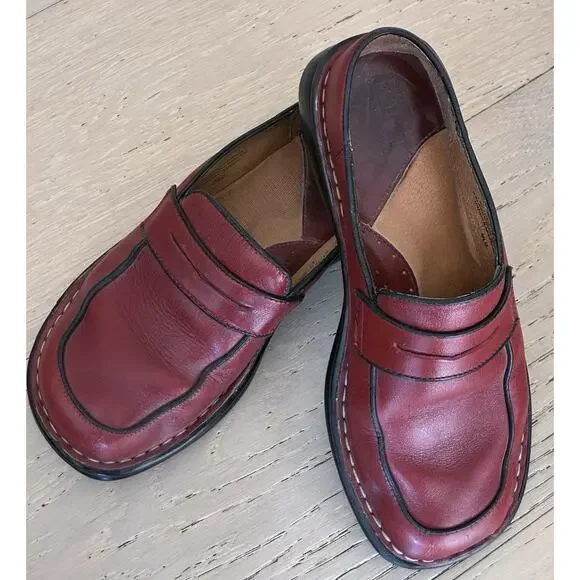 Born Women's Red Leather Casual Work Comfort Loafers Slip-On Size 6.5 Clogs - Picture 2 of 7